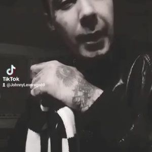 Meet your Posher, Johnny